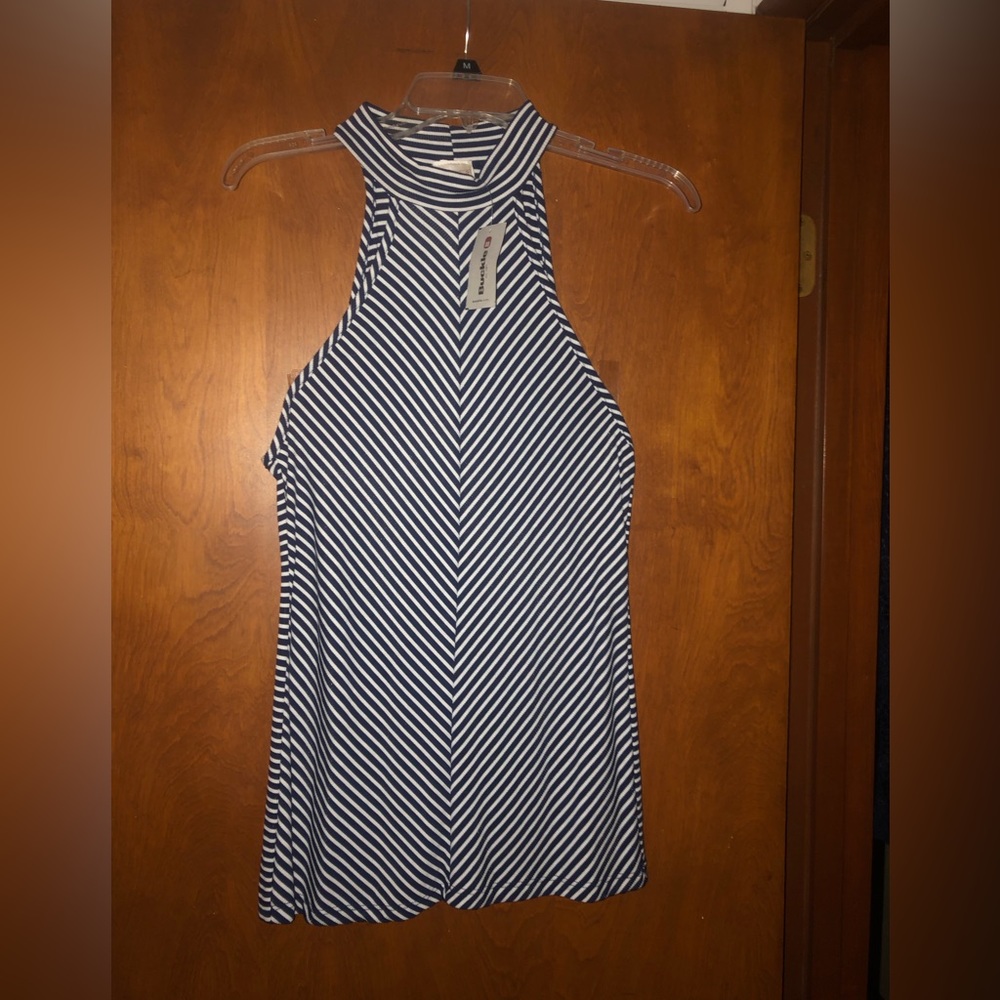 Buckle Daytrip mock neck halter style top NWT Size L